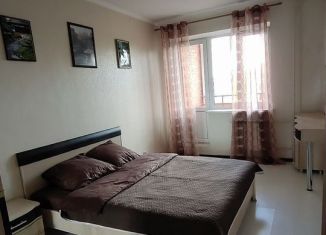 Сдам 3-комнатную квартиру, 82 м2, Лобня, улица Калинина, 16