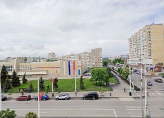 Продается 2-комнатная квартира, 42.6 м2, Тамбов, Советская улица, 5