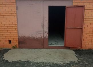 Сдаю в аренду гараж, 25 м2, Таганрог, улица Чучева, 50В