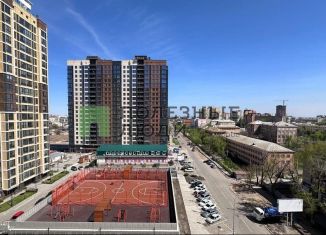 Продаю двухкомнатную квартиру, 50.7 м2, Астрахань, улица Ахшарумова, 25, ЖК Центральный