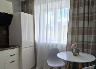 Продам 2-комнатную квартиру, 45.6 м2, Свердловская область, улица Стрелочников, 3