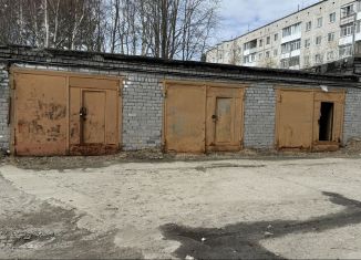 Продаю гараж, 30 м2, Апатиты, улица Победы, 3А