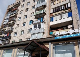 Продаю однокомнатную квартиру, 32.6 м2, Тихвин, 1-й микрорайон, 48