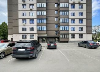 Продам трехкомнатную квартиру, 89.4 м2, Новомосковск, улица Шахтёров, 10Б