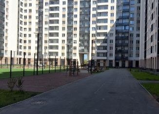 Продам 2-комнатную квартиру, 46 м2, Кудрово, проспект Строителей, 1к2