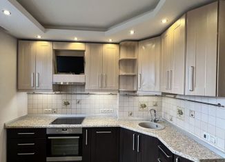 Продается двухкомнатная квартира, 54 м2, Мурманск, улица Старостина, 10