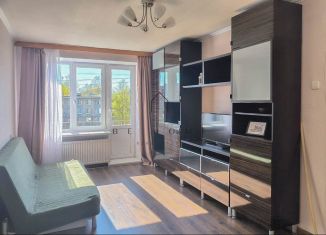 Сдаю в аренду 2-ком. квартиру, 44 м2, Санкт-Петербург, Сердобольская улица, 13, метро Пионерская