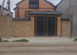 Сдаю дом, 190 м2, Махачкала, 3-я Ипподромная улица, 67, Ленинский внутригородской район