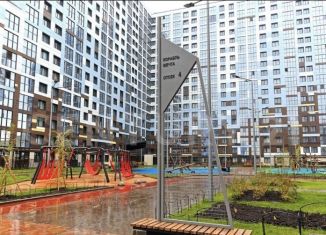 Трехкомнатная квартира на продажу, 78.4 м2, Санкт-Петербург, бульвар Головнина, 12к1, ЖК Я – Романтик