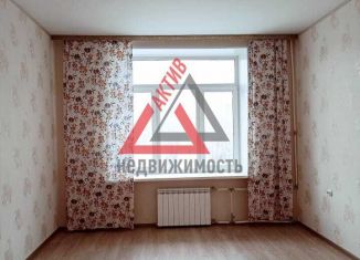 Продам двухкомнатную квартиру, 66.8 м2, Каменск-Уральский, Октябрьская улица, 2
