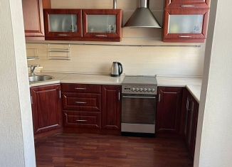 Продажа трехкомнатной квартиры, 61 м2, Мурманск, улица Зои Космодемьянской, 36