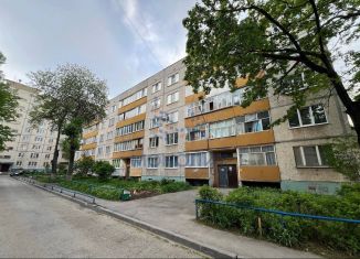 Продажа 1-ком. квартиры, 35 м2, Чебоксары, улица Мичмана Павлова