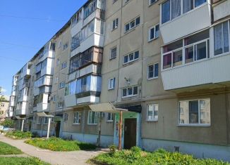 Продажа 3-комнатной квартиры, 57.9 м2, Каменск-Уральский, улица Калинина, 20