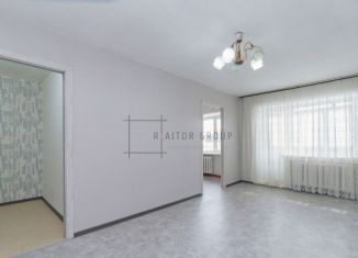 Продажа 2-ком. квартиры, 45 м2, Новосибирск, улица Блюхера, 7, метро Площадь Маркса