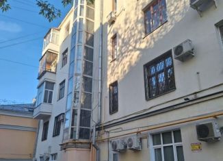 Продаю трехкомнатную квартиру, 57.5 м2, Москва, ЦАО, улица Покровка, 41с1