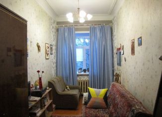 Продам комнату, 11.4 м2, Санкт-Петербург, 5-я линия Васильевского острова, 68, метро Спортивная