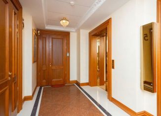 Продаю 3-ком. квартиру, 144.6 м2, Карелия, Озёрный переулок, 2