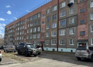 Продажа двухкомнатной квартиры, 47 м2, Вилючинск, Спортивная улица, 3