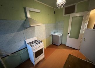 Однокомнатная квартира на продажу, 30 м2, Челябинск, улица Комарова, 110, Тракторозаводский район