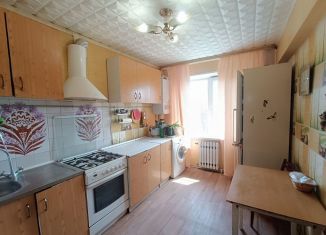 Продам 3-комнатную квартиру, 61.1 м2, Новомосковск, улица Орджоникидзе, 3