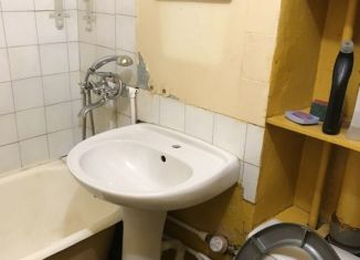 Аренда 1-ком. квартиры, 33 м2, Екатеринбург, проспект Космонавтов, 71Б