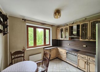 Сдам в аренду 3-ком. квартиру, 75 м2, Москва, Измайловский бульвар, 34