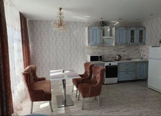 Сдается в аренду 1-комнатная квартира, 38 м2, Ульяновск, проспект Маршала Устинова, 7/14А