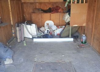 Гараж на продажу, 25 м2, посёлок городского типа Гвардейское