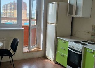 Сдаю двухкомнатную квартиру, 65 м2, Тосно, проспект Ленина, 3