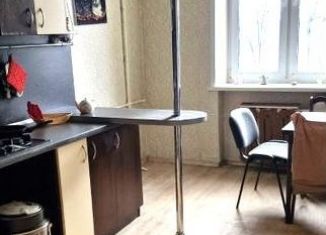 Сдам двухкомнатную квартиру, 42.5 м2, Москва, Кавказский бульвар, 37, метро Царицыно