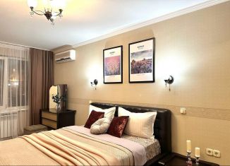 Сдается в аренду 3-комнатная квартира, 110 м2, Сочи, Курортный проспект, 98/18, микрорайон Приморье