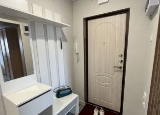 Сдаю в аренду 2-комнатную квартиру, 52 м2, Мурманск, улица Старостина, 37