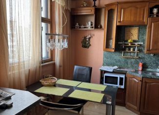 Продам 3-комнатную квартиру, 73.5 м2, Мурманск, улица Алексея Хлобыстова, 28к2, Ленинский округ