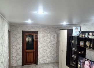 Продается 2-ком. квартира, 44.2 м2, Златоуст, 1-й квартал, 12