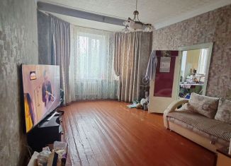 Продаю 2-комнатную квартиру, 58 м2, Коркино, проспект Горняков, 10