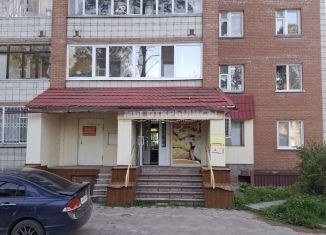 Продаю помещение свободного назначения, 56 м2, Северск, Коммунистический проспект, 161