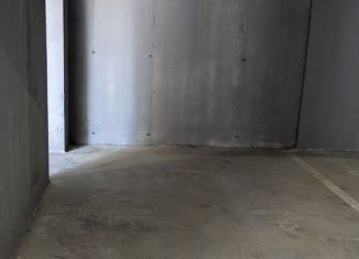 Сдам машиноместо, 18 м2, Крым, улица Кирова, 155Ак2