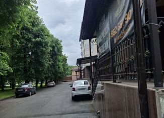 Продажа помещения свободного назначения, 200 м2, Нальчик, район Молодёжный, улица А.А. Кадырова, 17