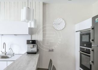 Сдаю в аренду 2-комнатную квартиру, 88 м2, Екатеринбург, улица Шейнкмана, 119, Ленинский район