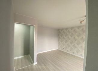 Продается однокомнатная квартира, 30 м2, Сарапул, улица Фурманова, 7к3