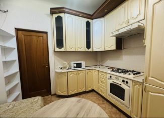 Сдается 1-ком. квартира, 35 м2, Люберцы, улица Кирова, 37