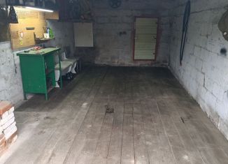 Продам гараж, 30 м2, Реж