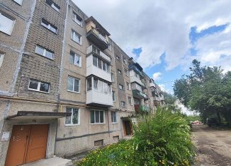 Продается 2-комнатная квартира, 43 м2, Павлово, улица Чапаева, 64