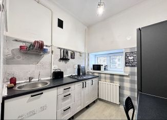 Аренда 1-ком. квартиры, 30 м2, Санкт-Петербург, Среднеохтинский проспект, 31, Красногвардейский район