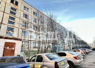 Продам 1-комнатную квартиру, 31.5 м2, Мурманская область, улица Генерала Фулика, 4