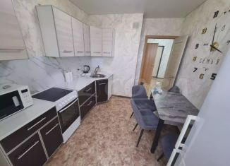 Сдается 1-комнатная квартира, 35 м2, Тобольск, 15-й микрорайон, 28