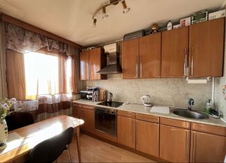 Продажа 2-ком. квартиры, 46.2 м2, Мурманск, улица Карла Маркса, 35