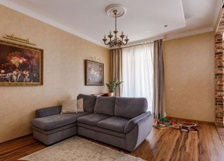 Продаю 2-комнатную квартиру, 94 м2, Москва, улица Льва Толстого, 23к1, район Хамовники