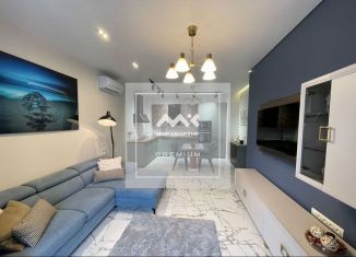 Сдаю в аренду 3-ком. квартиру, 86 м2, Санкт-Петербург, Петровский проспект, 5, метро Чкаловская