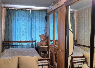 Продам 2-ком. квартиру, 44 м2, Калининградская область, улица Утина, 18